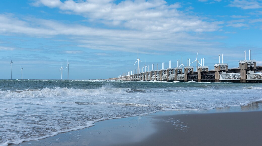 Banjaardstrand vor dem Oosterscheldesperrwerk bei Kamperland. Provinz Zeeland in den Niederlanden
