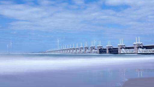 Banjaardstrand vor dem Oosterscheldesperrwerk bei Kamperland. Provinz Zeeland in den Niederlanden