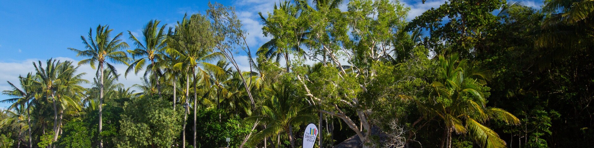 Clifton Beach showing a beach