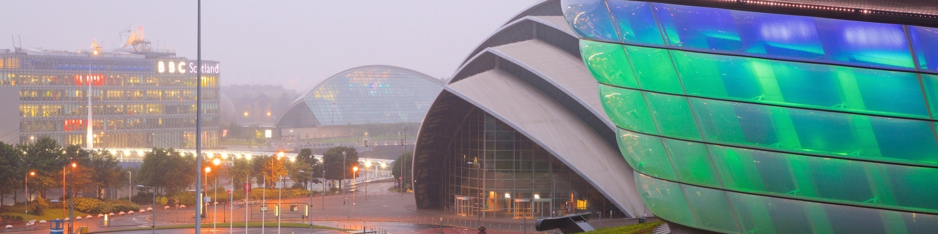 The SSE Hydro showing street scenes and mist or fog