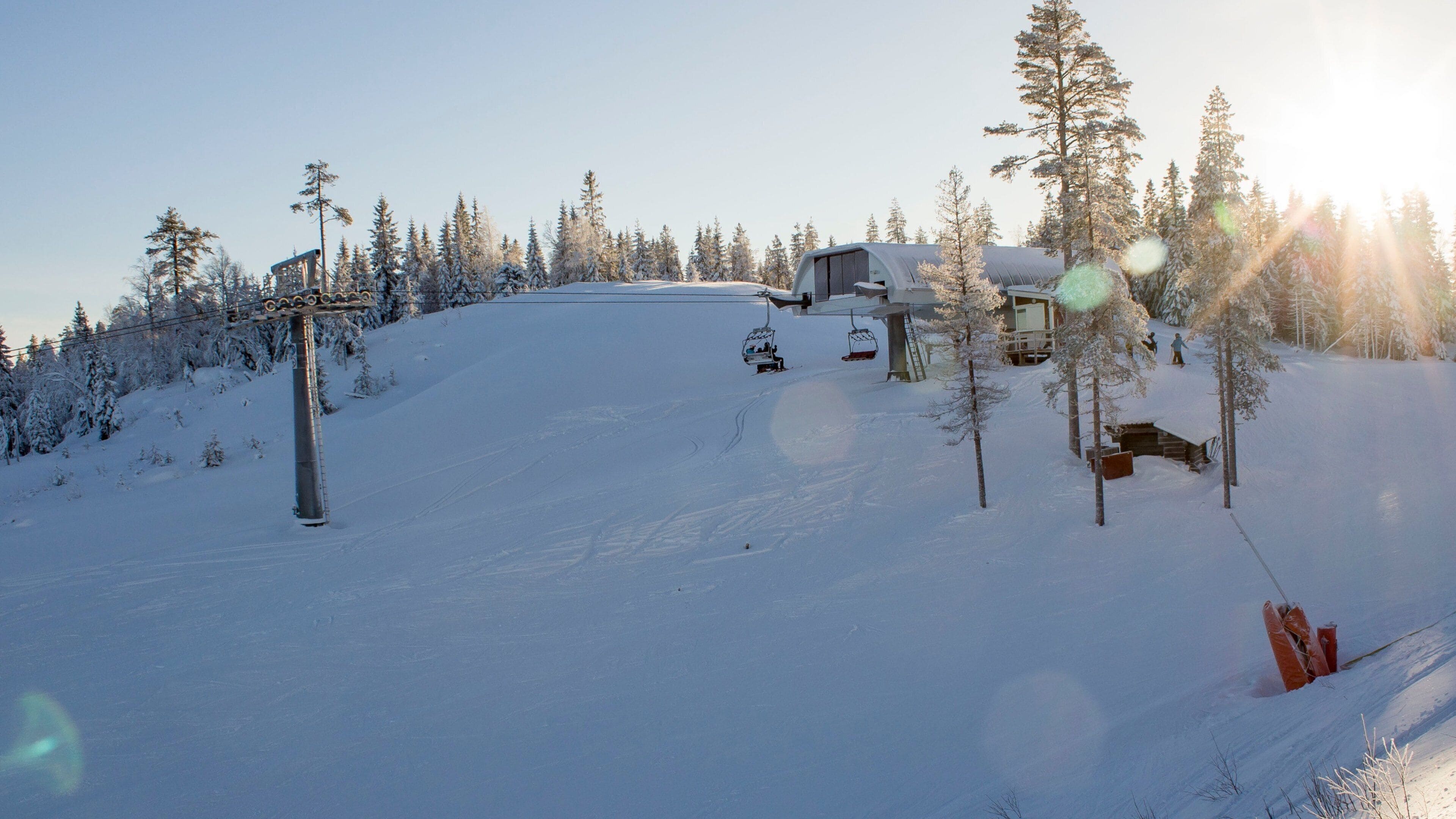 Branäs skiområde fasiliteter samt gondolbane og snø