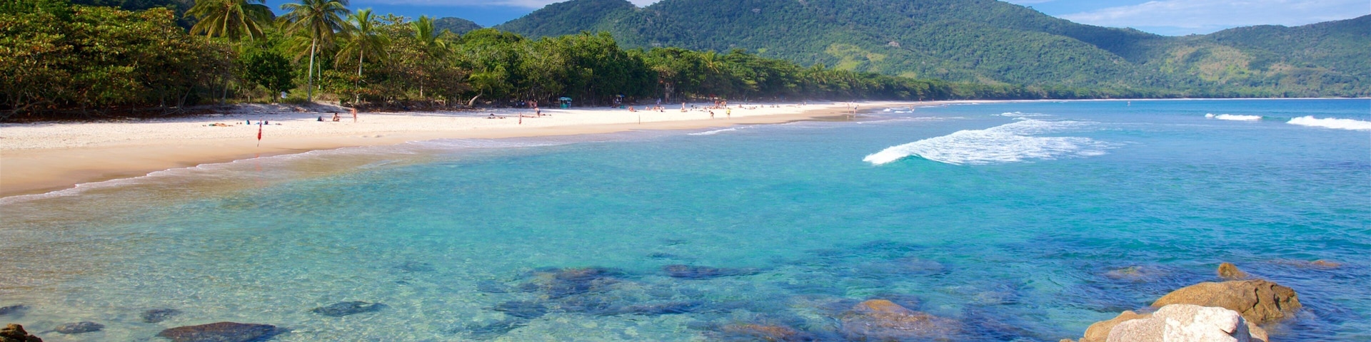 Praia de Lopes Mendes caracterizando cenas tropicais, paisagens litorâneas e litoral rochoso