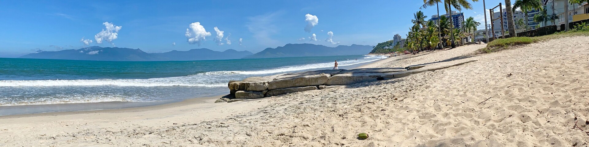 Panoramic photo of the Beautiful Martin de Sá Beach, in Caraguatatuba, State of Sao Paulo, Brazil.