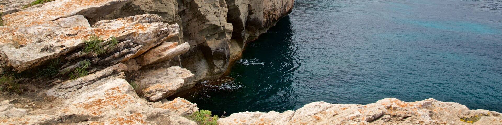 Punta Pedrera showing rugged coastline and general coastal views