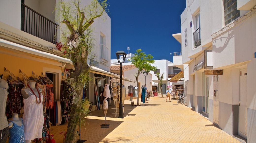 Sant Francesc Xavier featuring markets