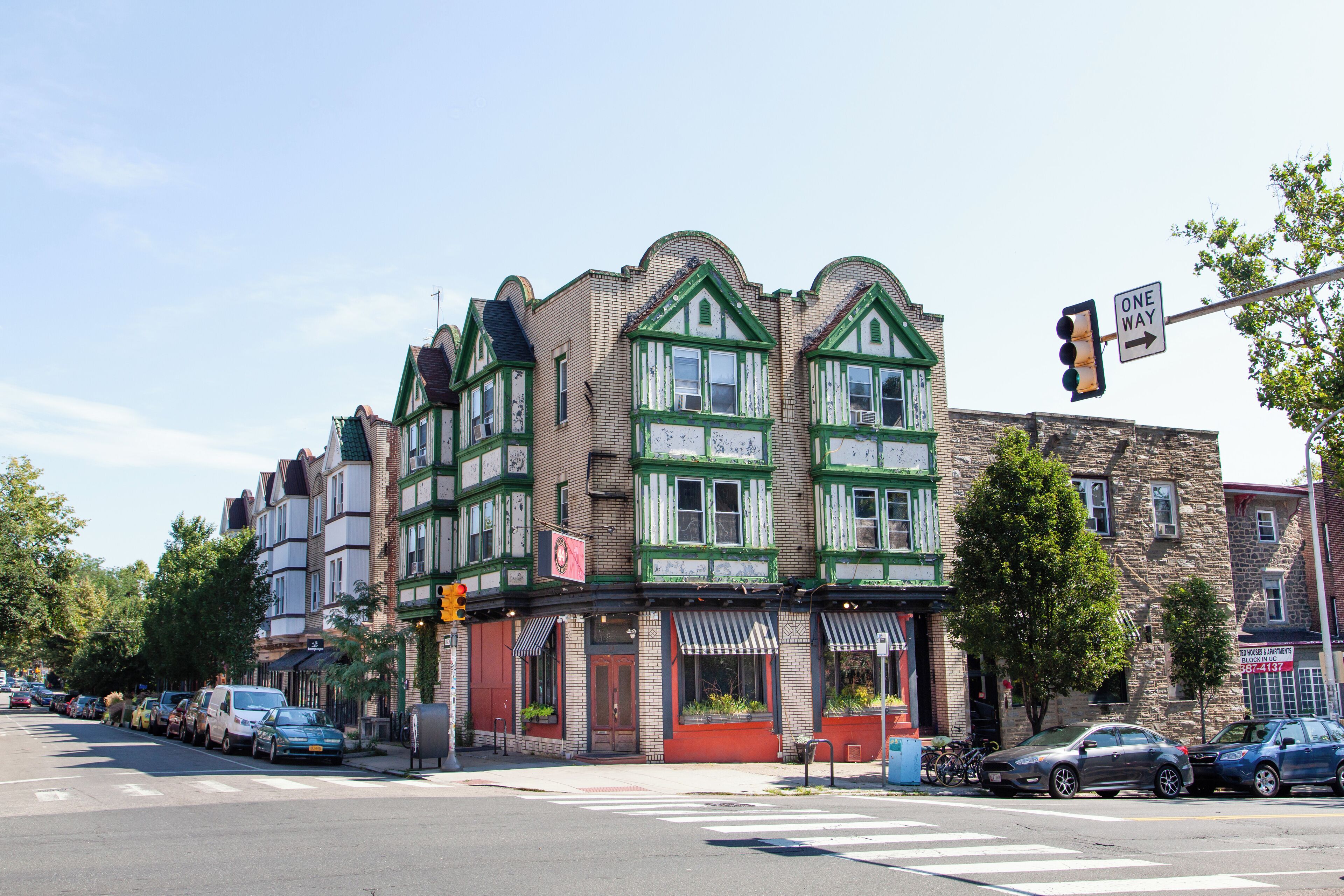 Philadelphia_UniversityCity_6221345_02