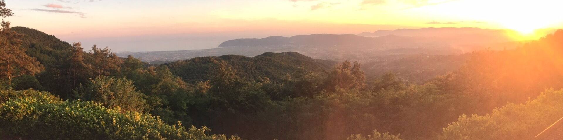 Amazing view from this place. Fosdisnovo is lost in the middle of the mountain, 30 miles from the magic Cinque Terre villages.