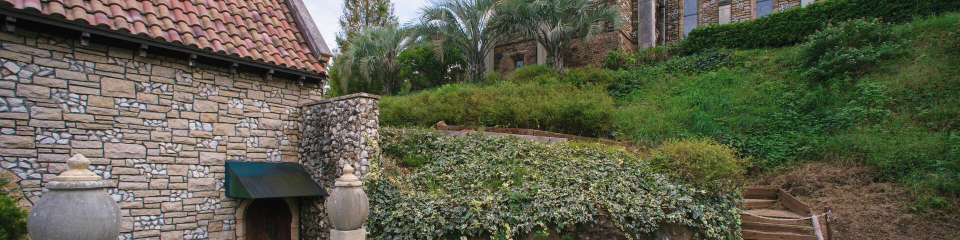 Ito_IzuGlassandGlassworkMuseum_6221410_ALF_9834