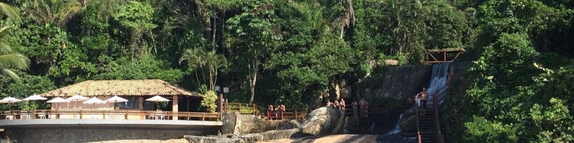 #LifeAtExpedia
#PraiadeIporanga is located at #Guaruja in the state of Sao Paulo.
You can see and enter in a waterfall in front of the beach!