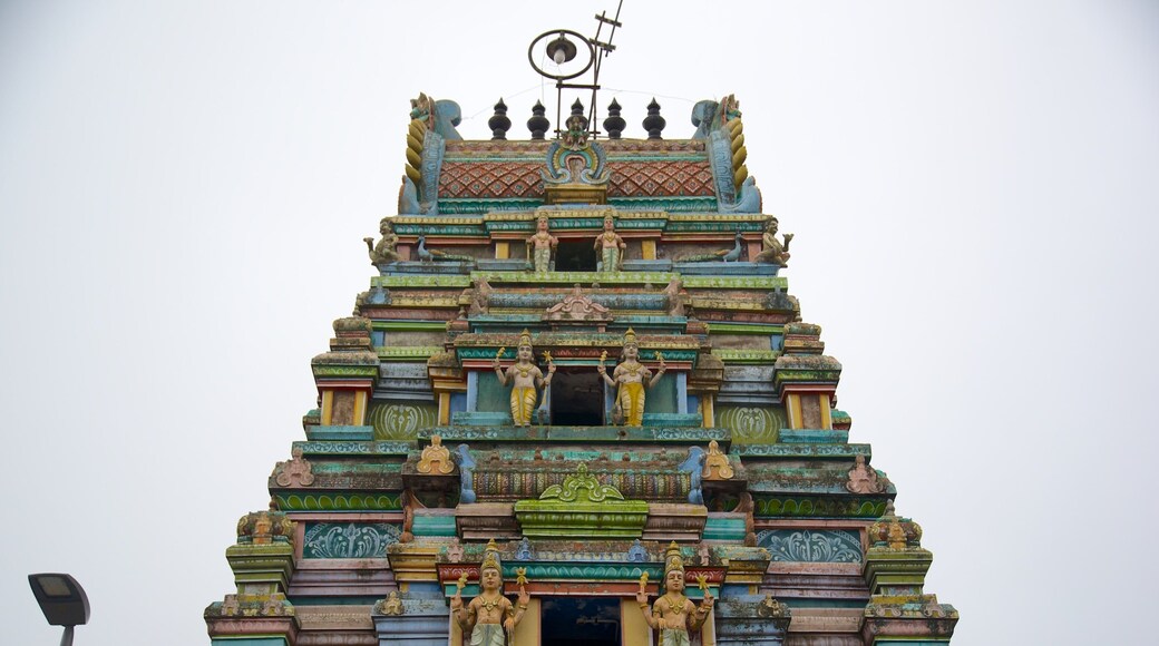 Kurinji tempel bevat een tempel of gebedshuis en historisch erfgoed