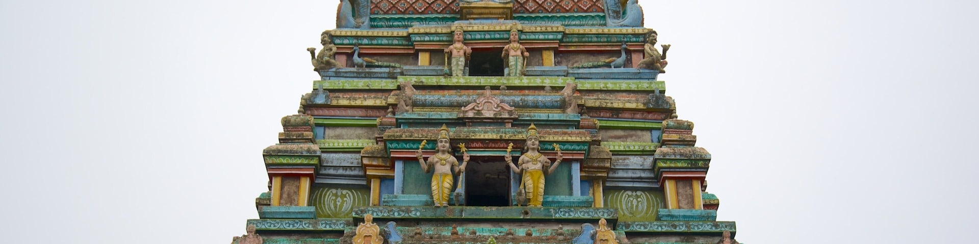 Templo Kurinji mostrando un templo o sitio de culto y elementos patrimoniales