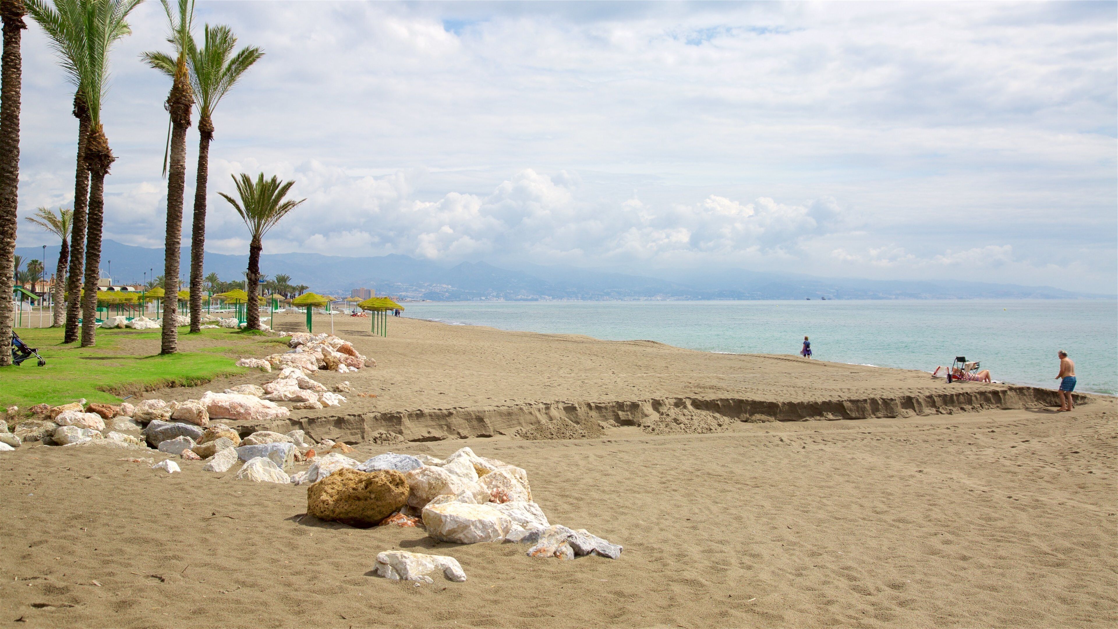 Los Alamos Beach which includes a beach