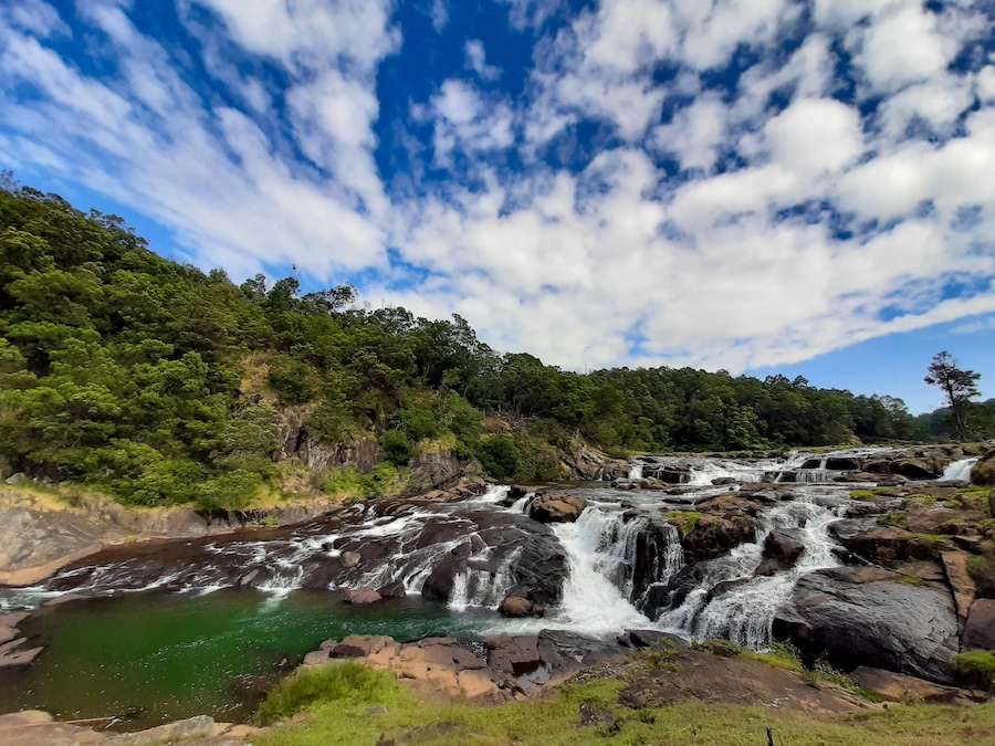 Nature at it's best #lifeatexpedia #nature #waterfalls #India