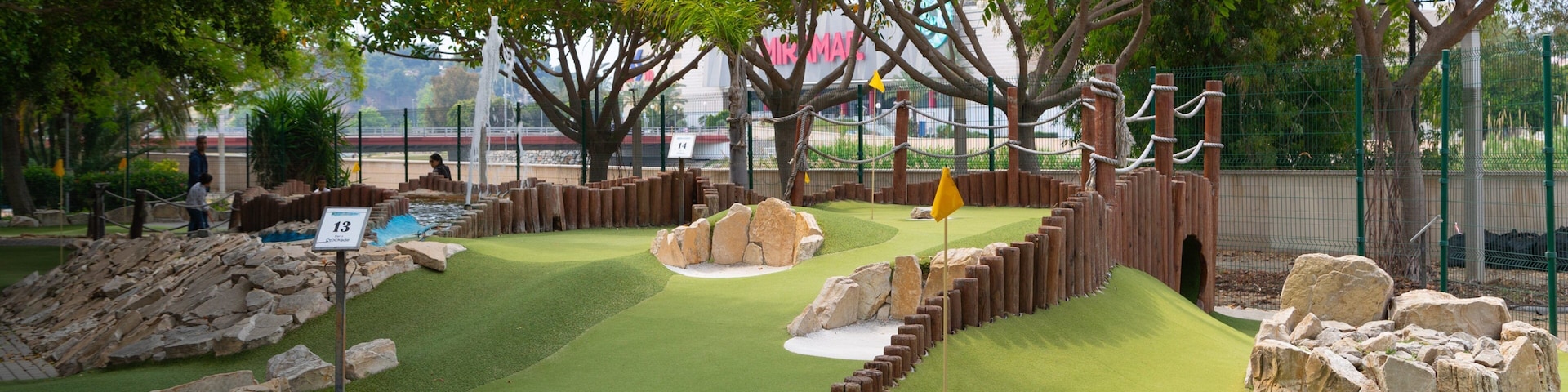 Fuengirola Adventure Golf showing golf