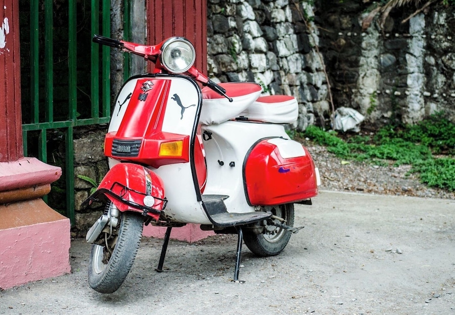 Bajaj Chetak Scooter in Christmas Colors #Red & #White from an Indian Town waiting for Santa to ride :)
#LifeAtExpedia