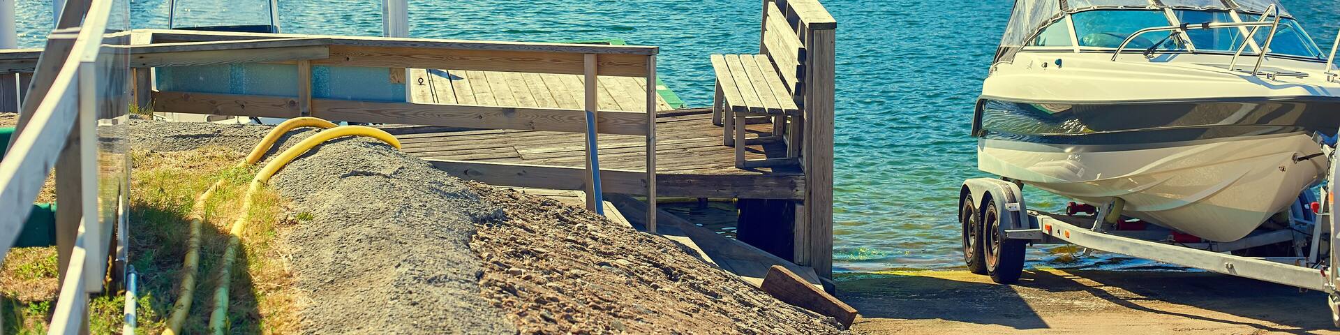 Dive boat on water in sunny weather