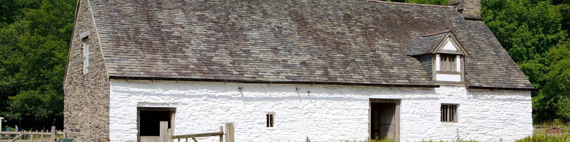 St Fagans showing heritage architecture, a house and heritage elements