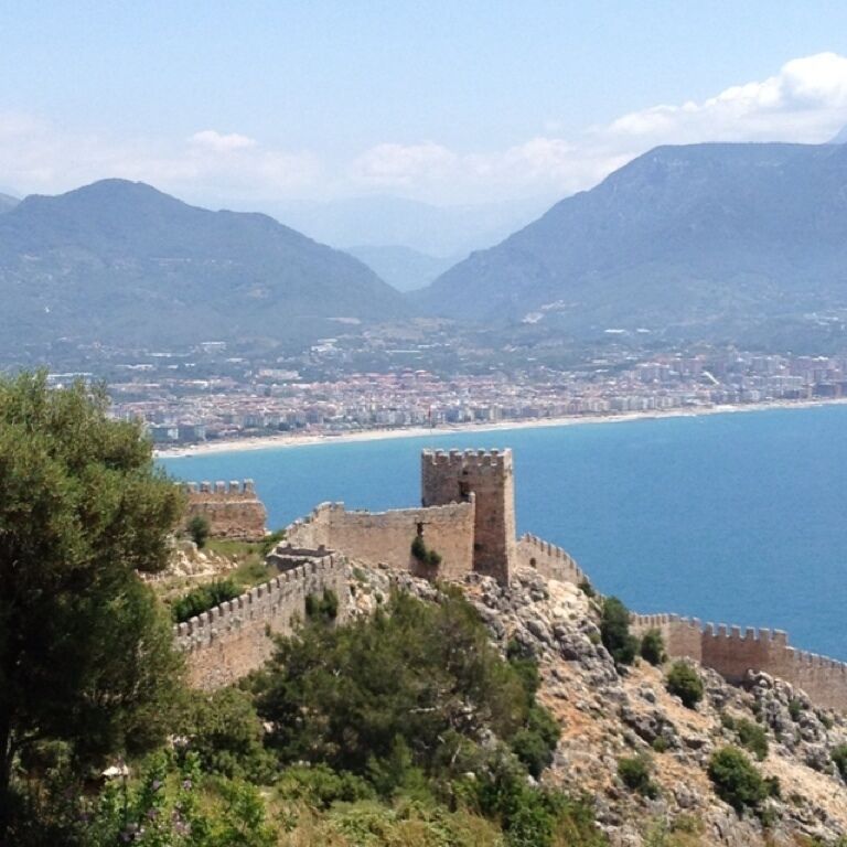 Taken from  my Efes Pitstop by the Castel :-)