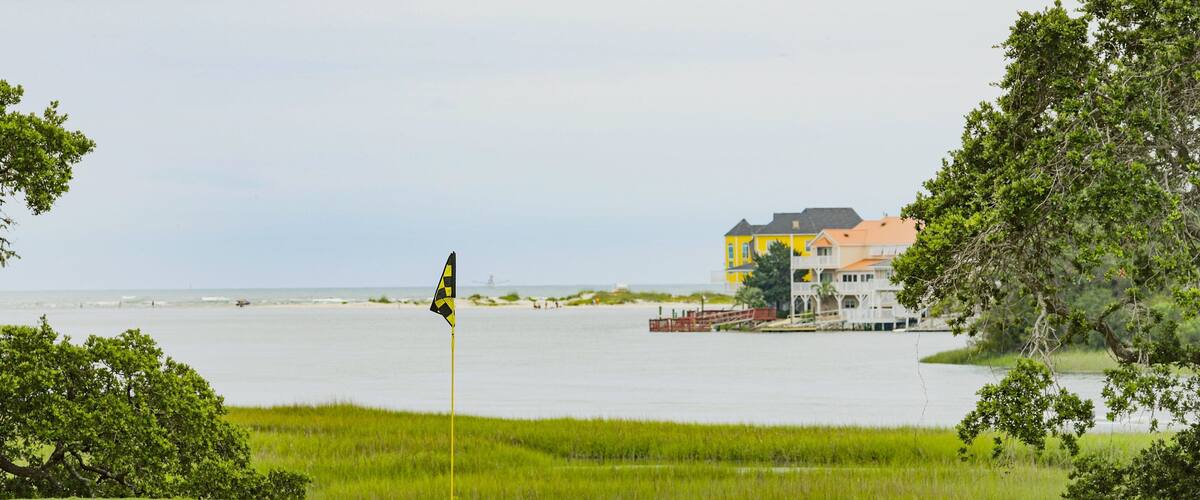 Tidewater Golf Club featuring golf and general coastal views