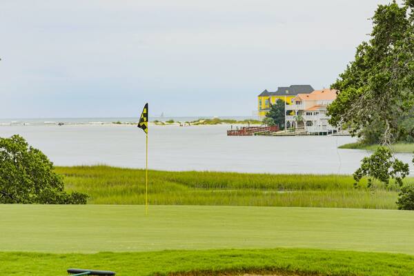Tidewater Golf Club featuring golf and general coastal views
