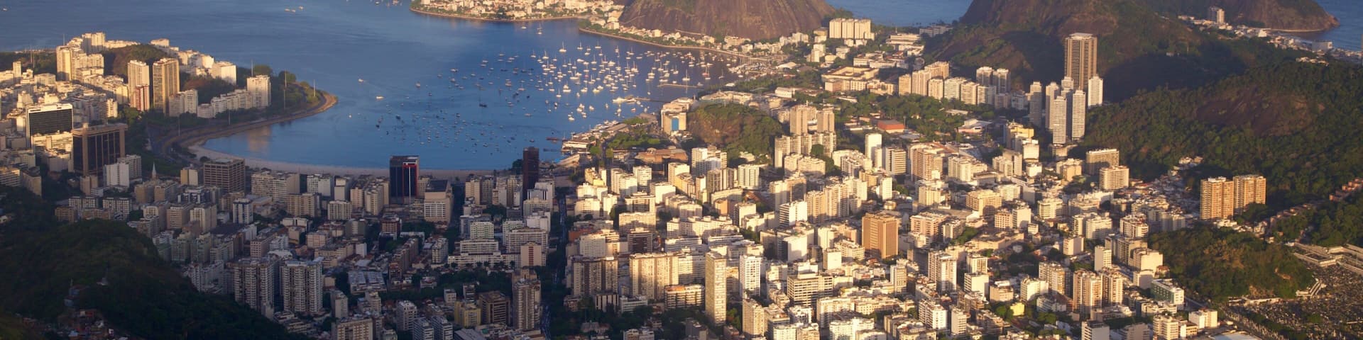 Baie de Guanabara qui includes panoramas, scĂšnes tranquilles et coucher de soleil