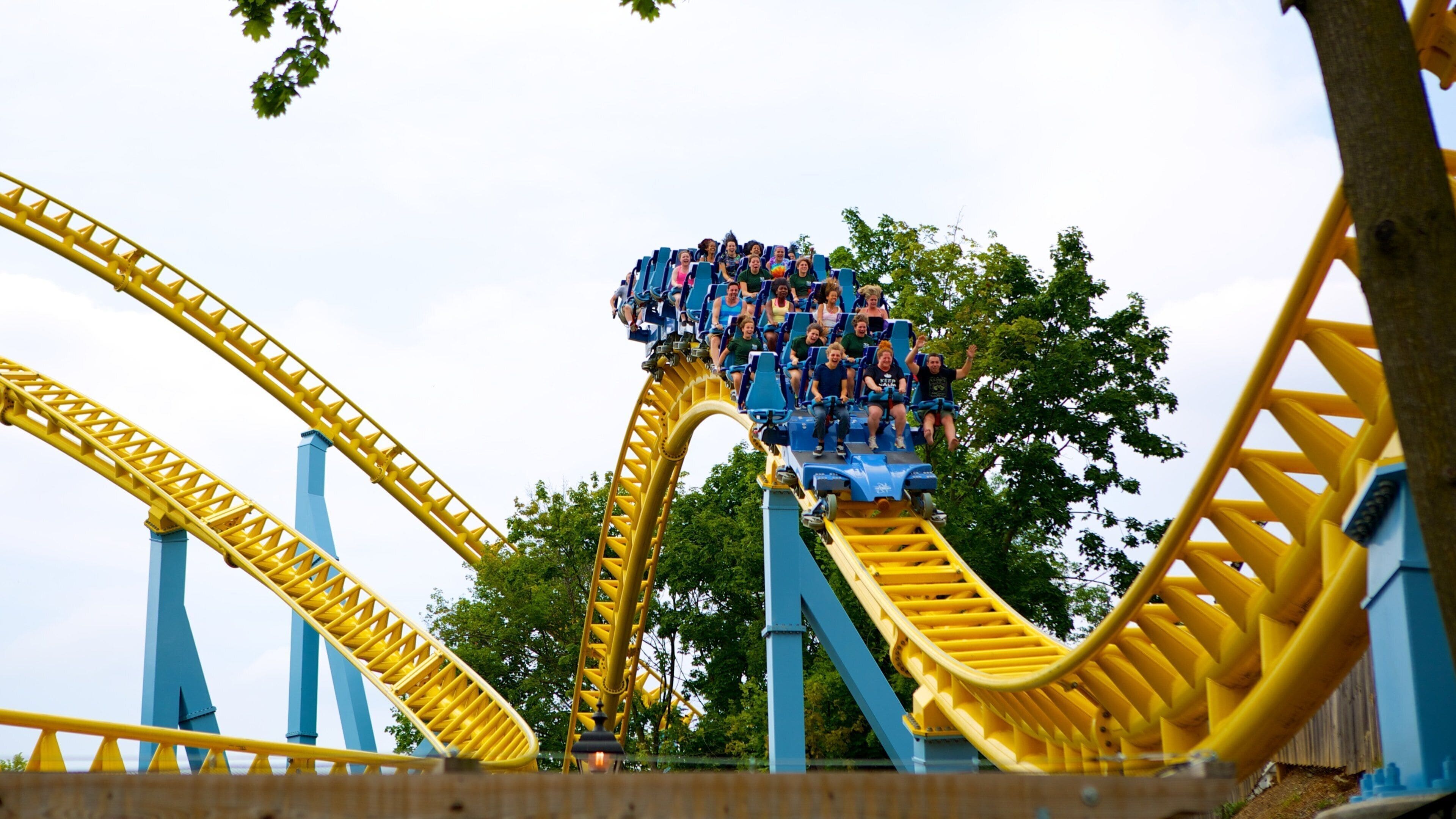 Hersheypark showing rides