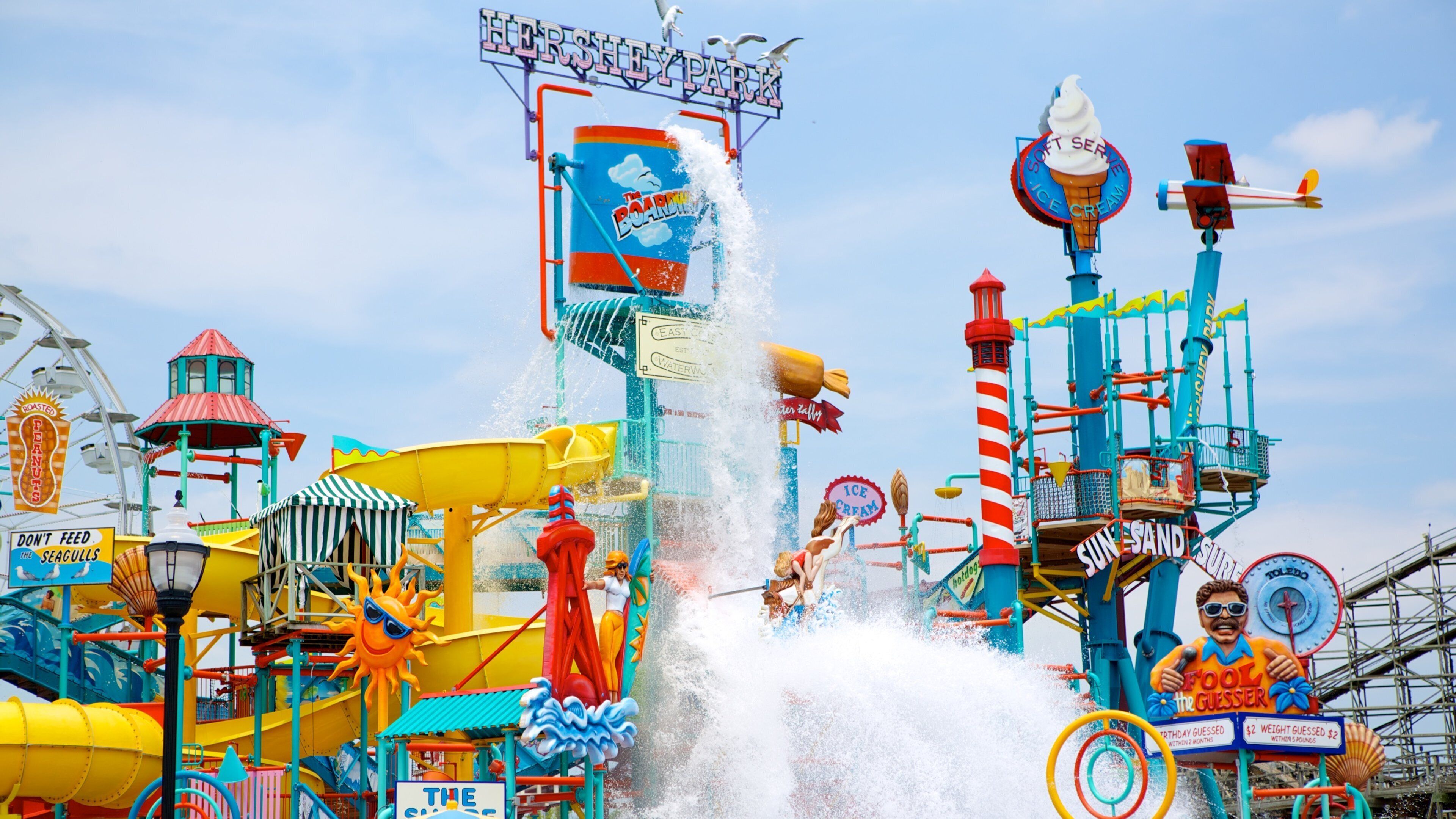 Hersheypark featuring a water park