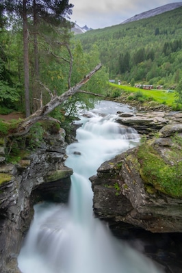 Viewing point before crossing on Geiranger-Trollstigen scenic route.