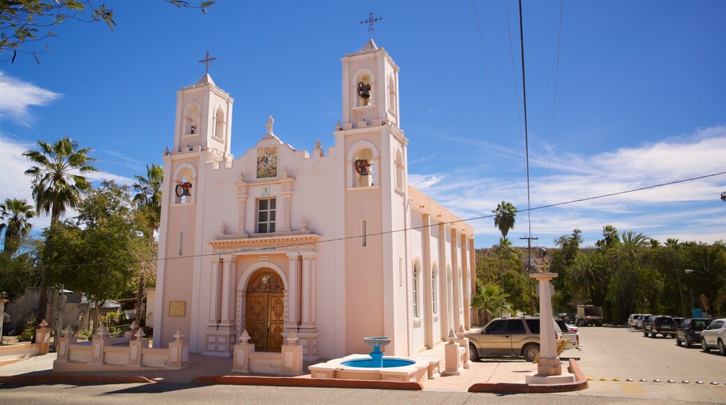 Santiago showing a church or cathedral