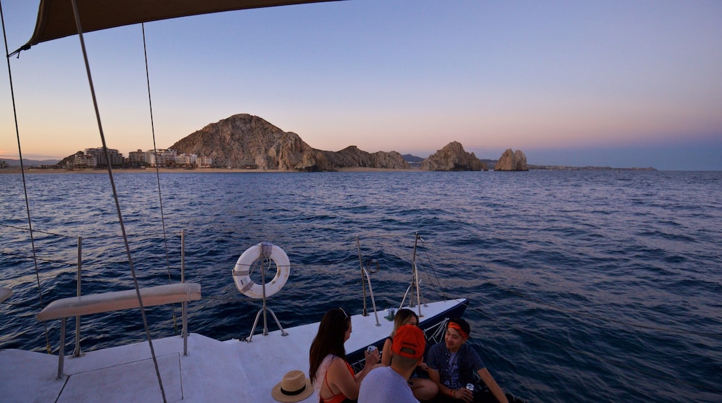 San Lucas Bay showing island images, general coastal views and a sunset