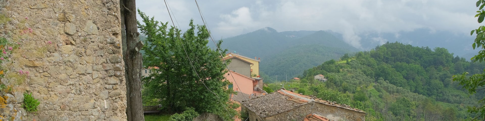 Il villaggio di Cornice nel territorio di Sesta Godano, La Spezia, Liguria, Italia.