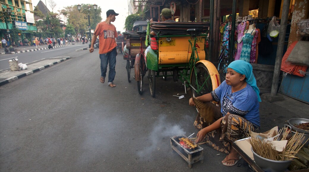 ๋ง๋ฆฌ์ค๋ณด๋ก ์คํธ๋ฆฌํธ ๋ฟ๋ง ์๋๋ผ ์ฌ์