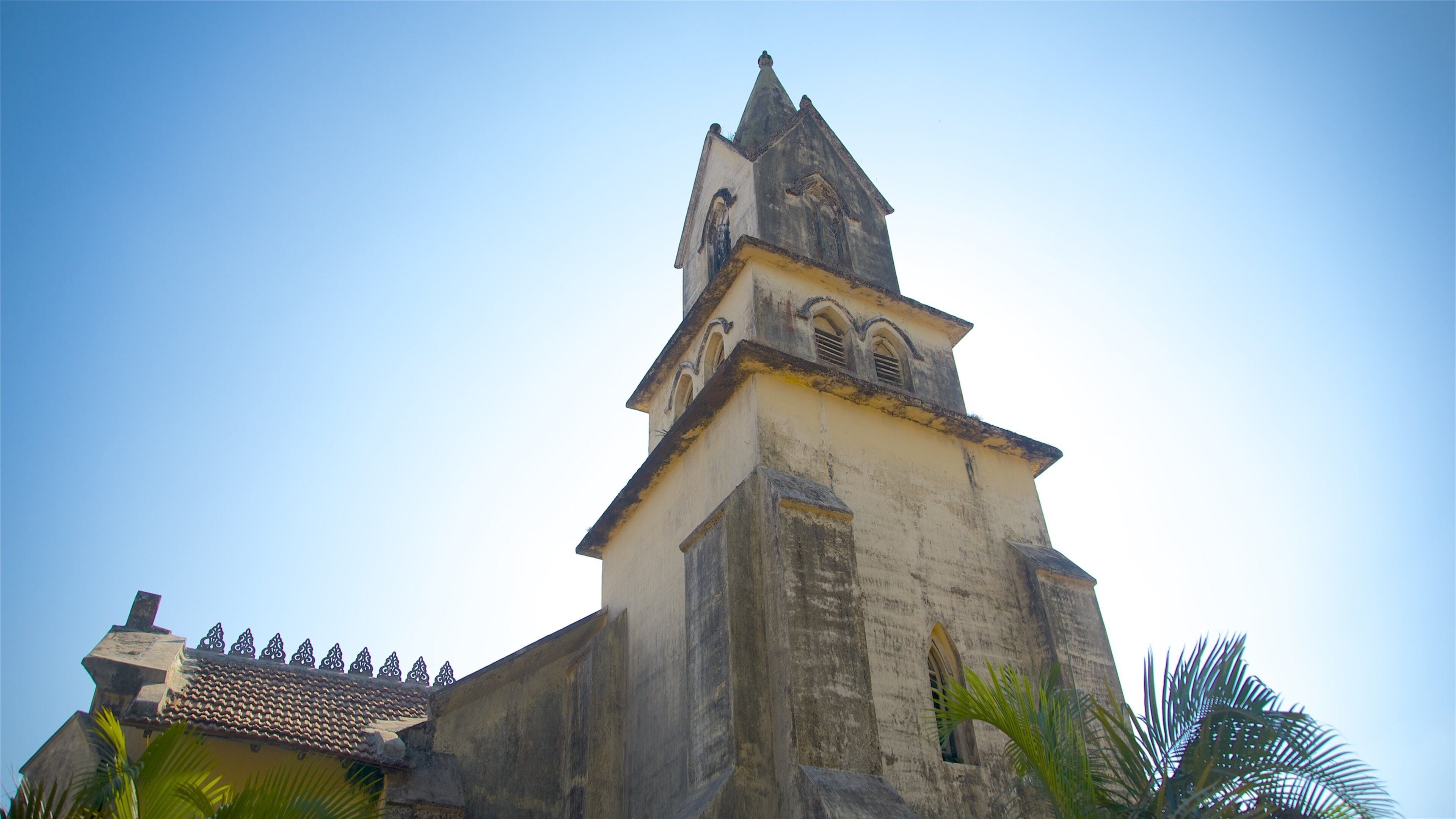 Madikeri Fort montrant patrimoine historique