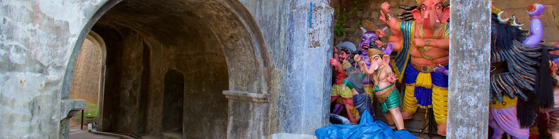 Madikeri Fort featuring art, heritage elements and religious aspects