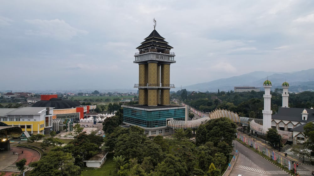 Aerial View of the pedestrian bridge that connects the Al Fathu Mosque and the Sabilulungan Cultural Gedong which is in the Soreang area.