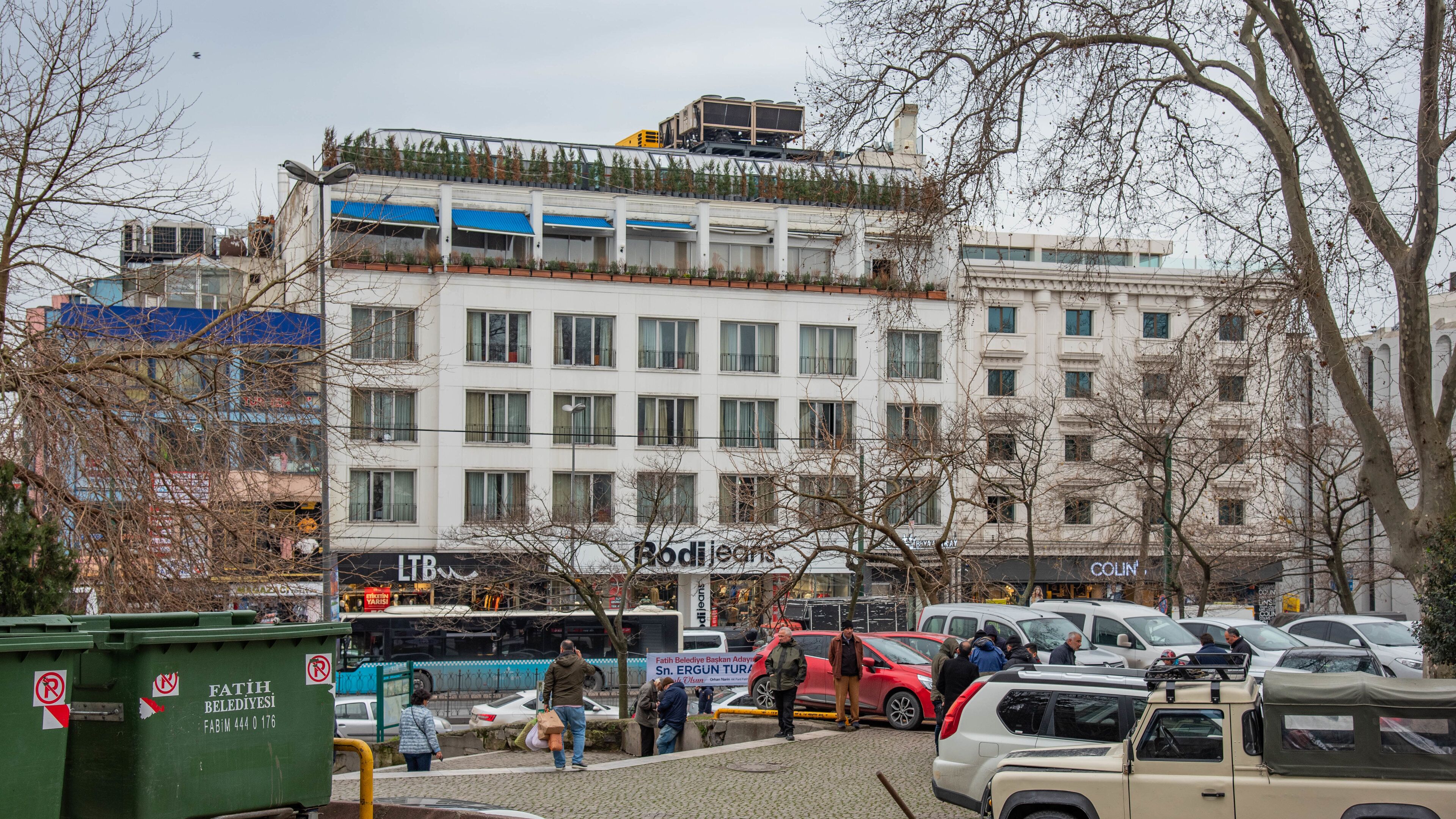 Beyazit featuring street scenes and a city