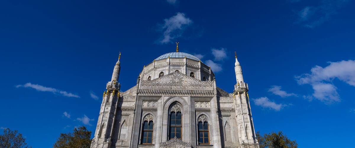 Interior detail from Pertevniyal Valide Sultan Mosque, a 19th century Ottoman imperial mosque located in Aksaray, Istanbul, Turkey.