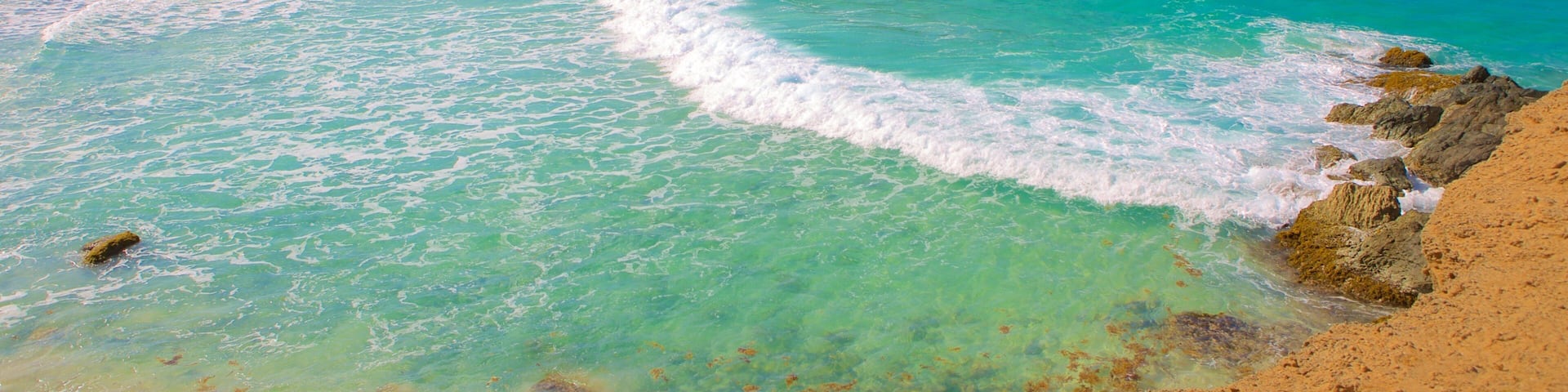 Parc national Arikok qui includes cĂŽte rocheuse