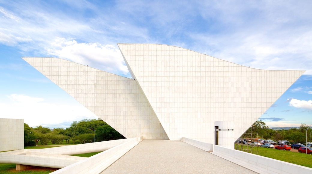 Panteao da Patria e da Liberdade Tancredo Neves which includes modern architecture and a memorial