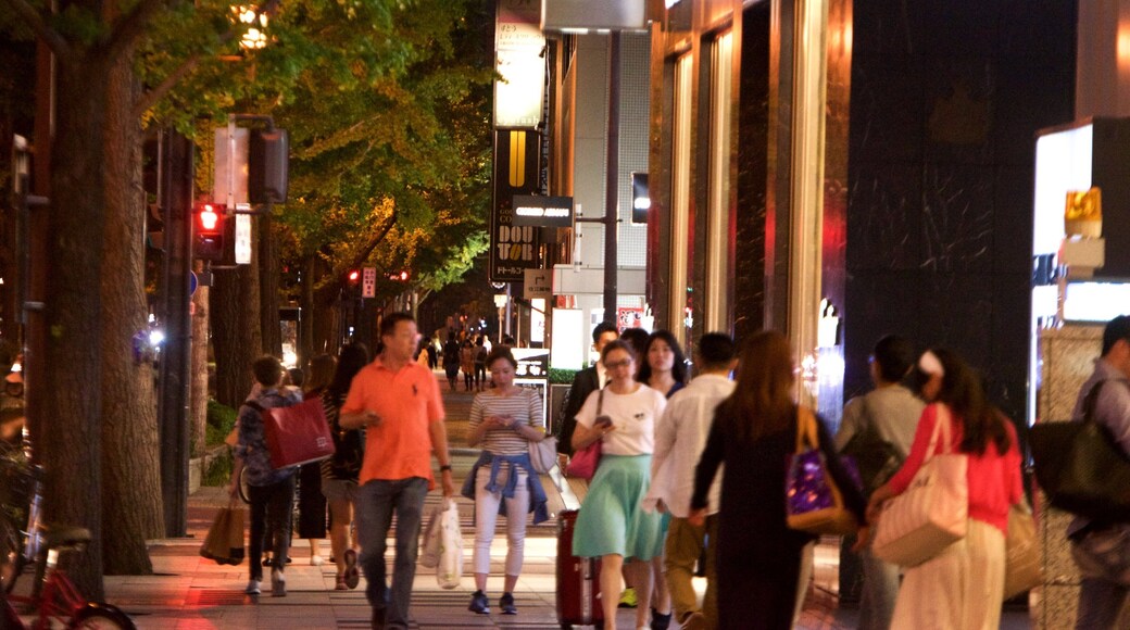 Shinsaibashi que inclui cenas de rua