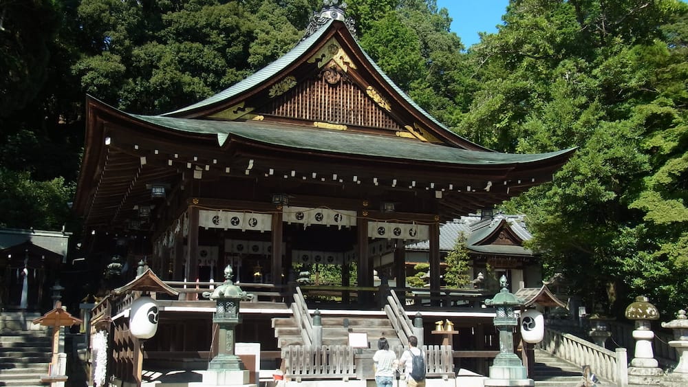 近江八幡市にて 日牟禮八幡宮の拝殿 Himure-hachiman-gū 2012.8.26