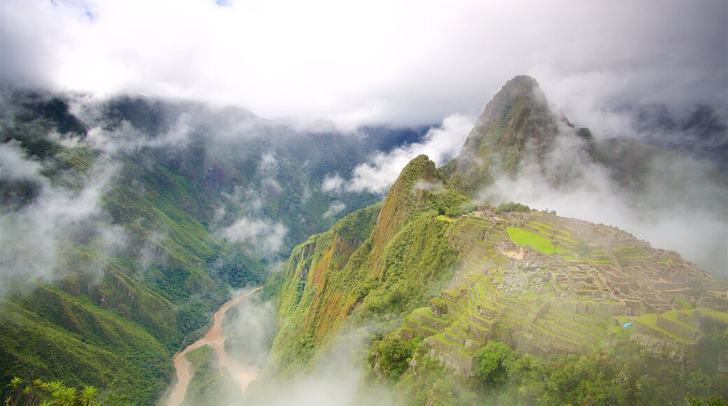 華納比丘 设有 霧霾, 山岳 和 寧靜的景觀