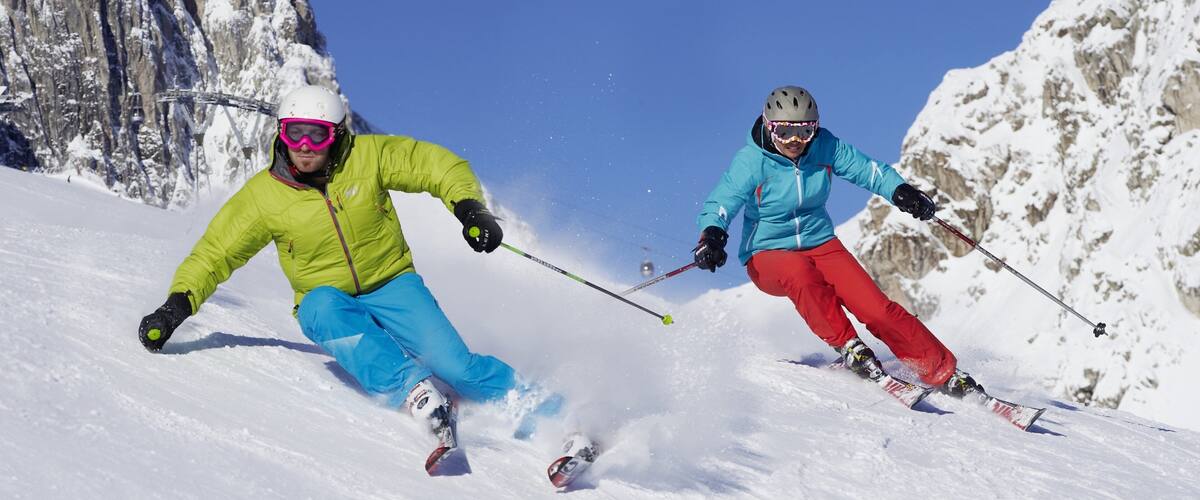 Nassfeld-Hermagor Skiing which includes snow skiing, mountains and snow