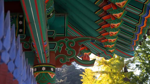 View of the wooden eaves in the Buddhist temple building