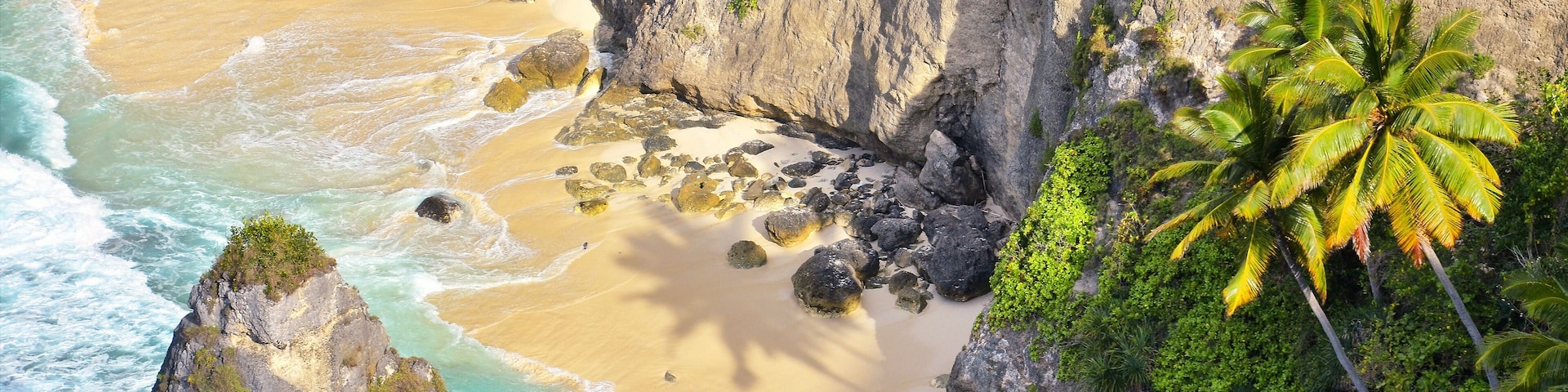 Secret beach in Nusa Penida island, Klungkung regency, Bali, Indonesia