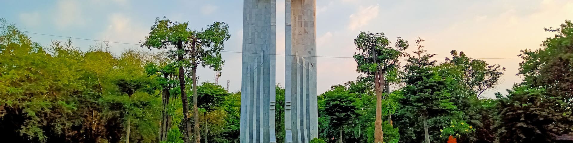 Sidoarjo, Indonesia - 13 september 2022 : The Sidoarjo Monument in the Sidoarjo Square