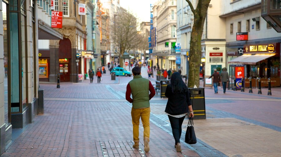 High Street showing a city and a square or plaza