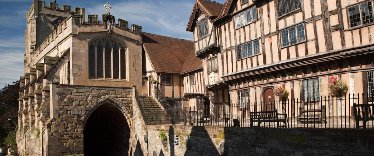 E98JCA UK, England, Warwickshire, Warwick, Lord Leycester Hospital and Chantry Chapel of St James above Westgate