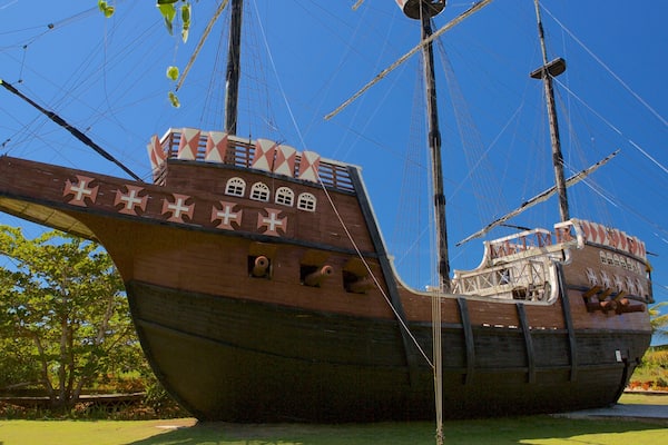 Monument de la Découverte du Brésil mettant en vedette mémorial