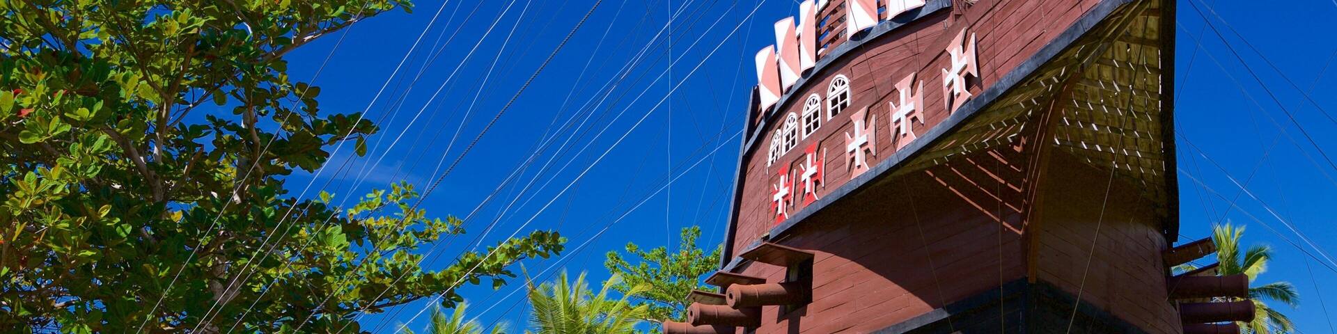 Monument de la Découverte du Brésil montrant mémorial et parc